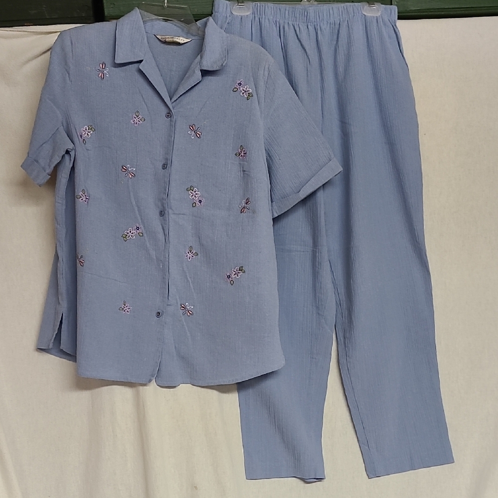 Two-piece Summer Coord Set Pastel Blue Lightweight Embroidered Detail Comfy!